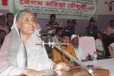 গাছে বেল পাকলে তাতে কাকের কোন লাভ নাই